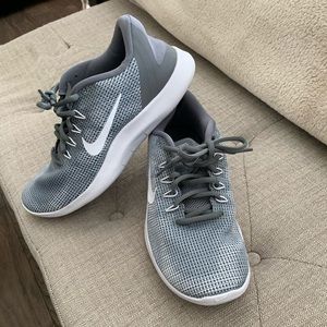 Nike Running Shoes - Grey